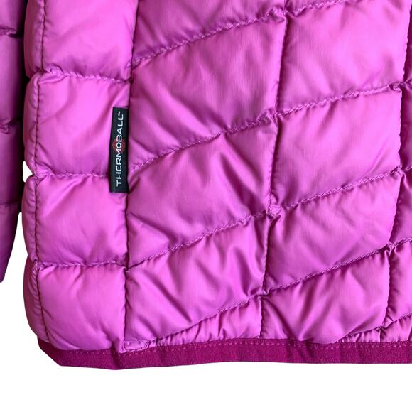 The North Face Girls' Reversible Thermoball Hoodie Jacket - Picture 6 of 15